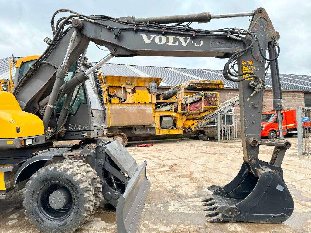 Volvo EW140D Excellent Condition / Low Hours / CE Photo 10
