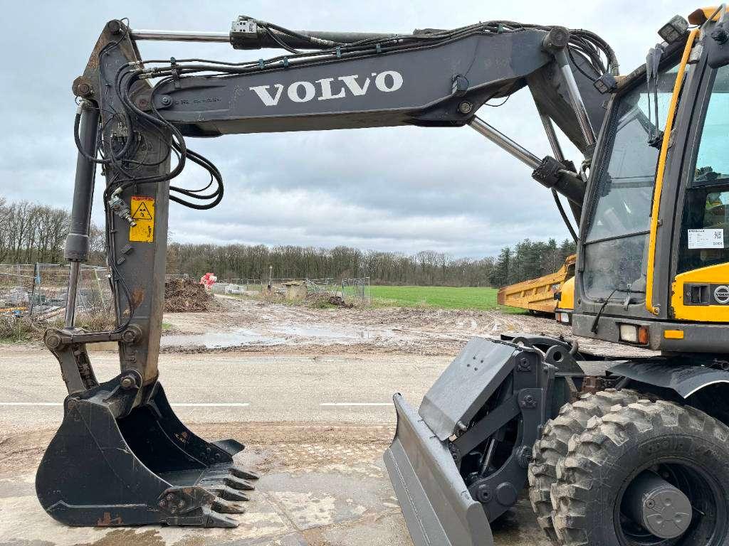 Volvo EW140D Excellent Condition / Low Hours / CE Photo 9