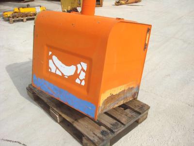 Diesel fuel tank for Fiat Hitachi FH200 sold by OLM 90 Srl