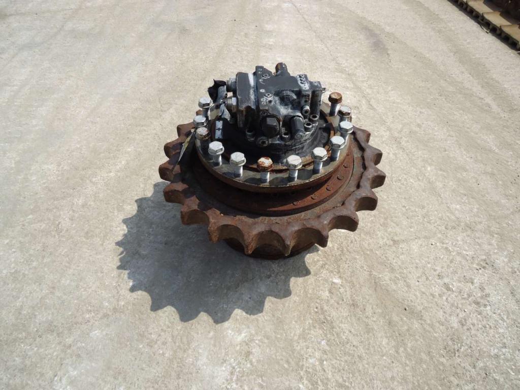 Travel drive for New Holland E385B Photo 5