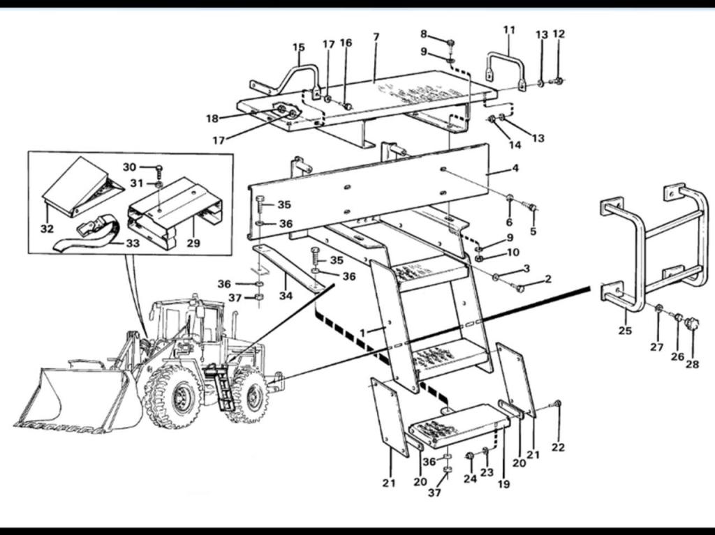Volvo Steps for Volvo L120C and L90C. Photo 2