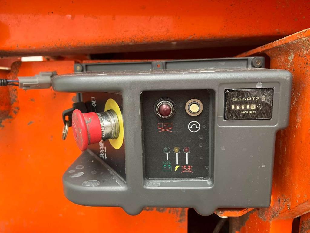 JLG 2630ES Photo 13