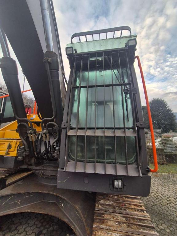 Volvo EC250E NL Photo 7