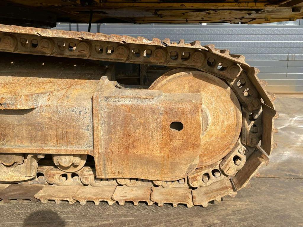 Komatsu PC360LC-10 Photo 11