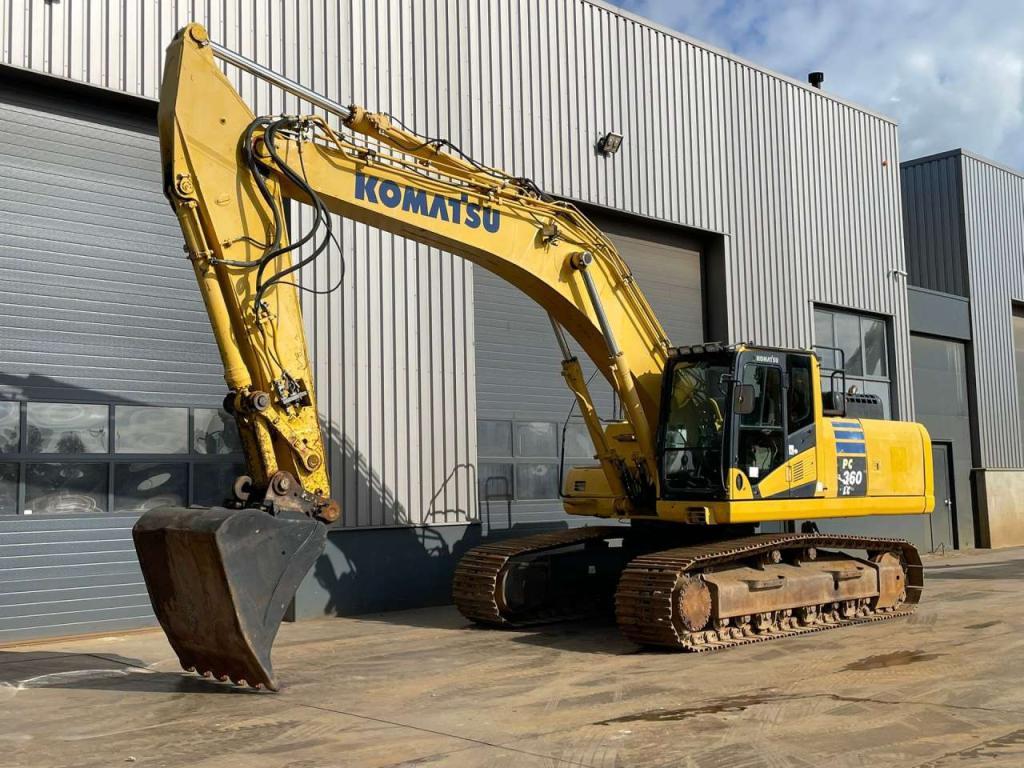 Komatsu PC360LC-10 Photo 2