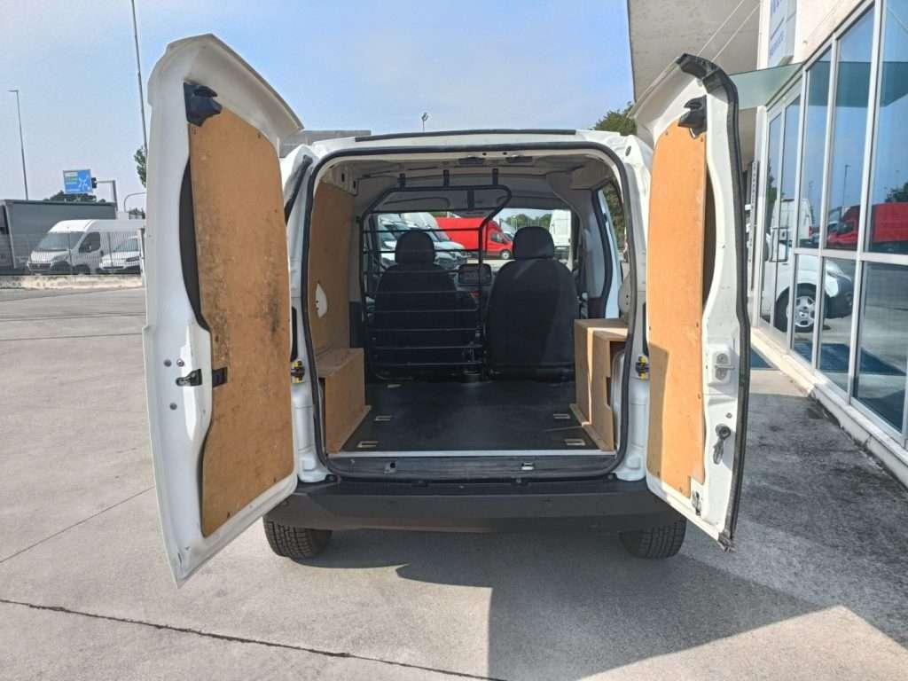 Fiat Fiorino Photo 9