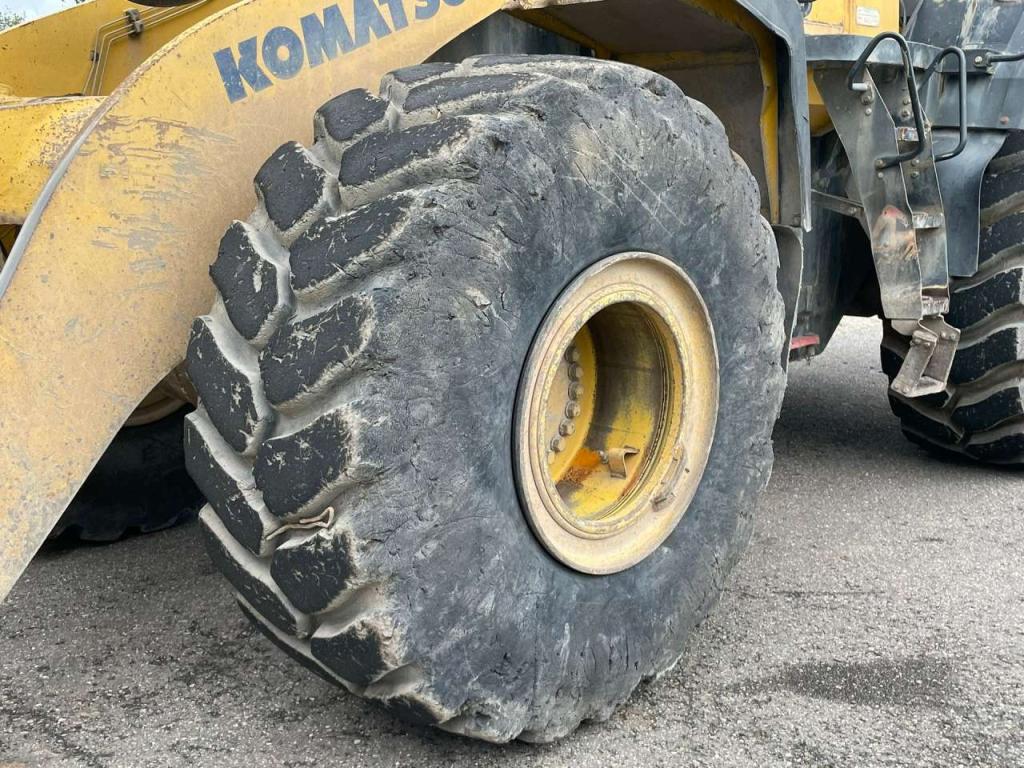 Komatsu WA470-6 Photo 11