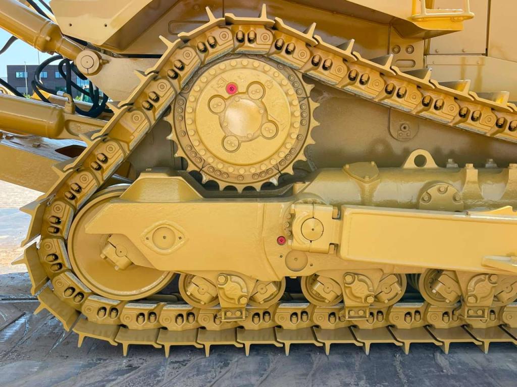 Caterpillar D8T - CE / EPA Photo 10