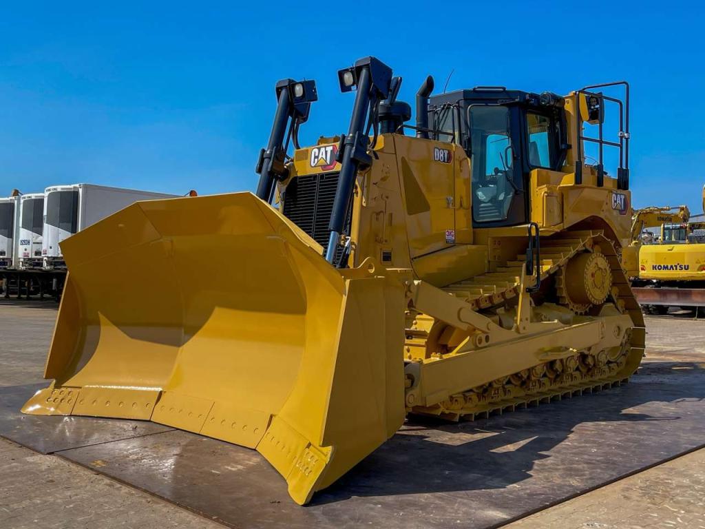 Caterpillar D8T - CE / EPA Photo 2