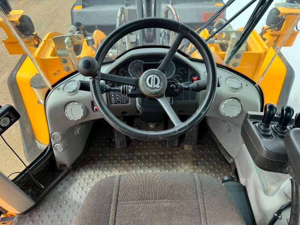 Volvo L150H - German Machine / 3rd Function Photo 9