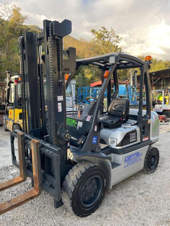 Nissan DX35 Photo 4