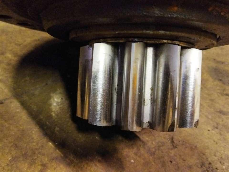 Swing drive for Komatsu PC 75 Photo 2