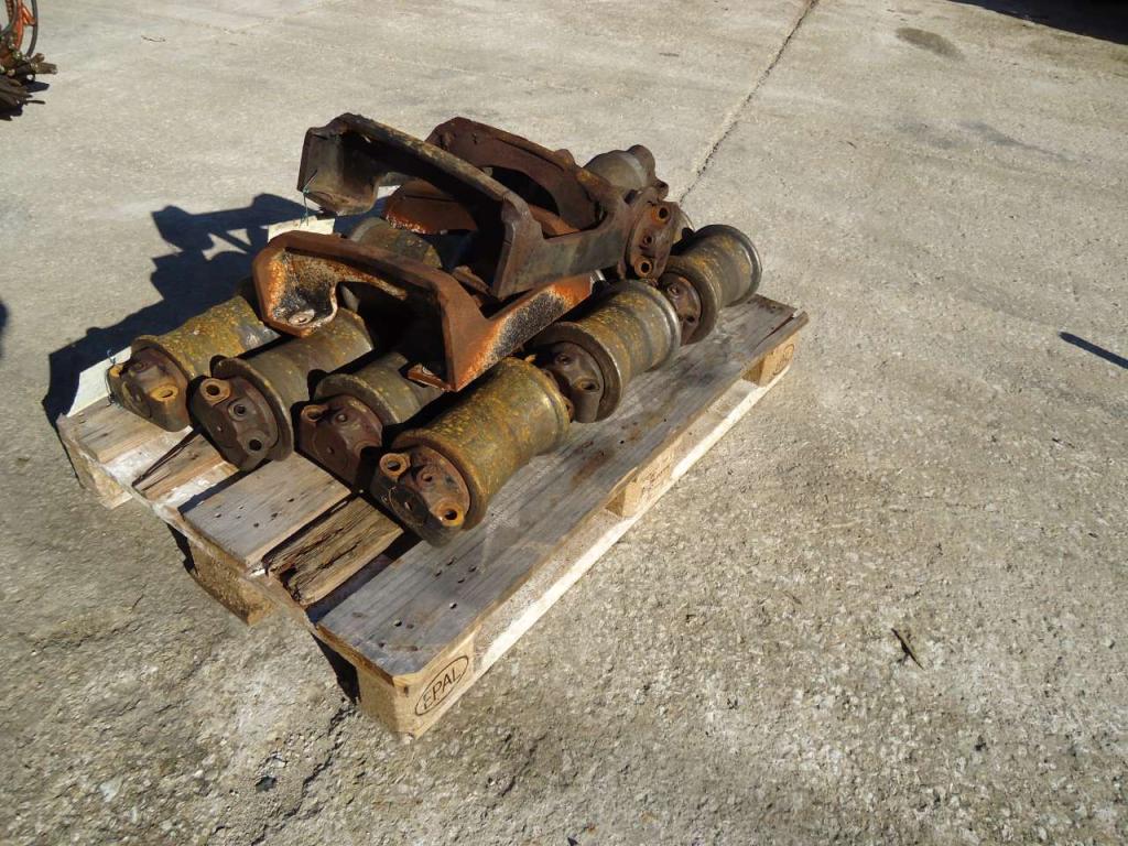 Carrier rollers for Fiat Hitachi EX 215 Photo 2