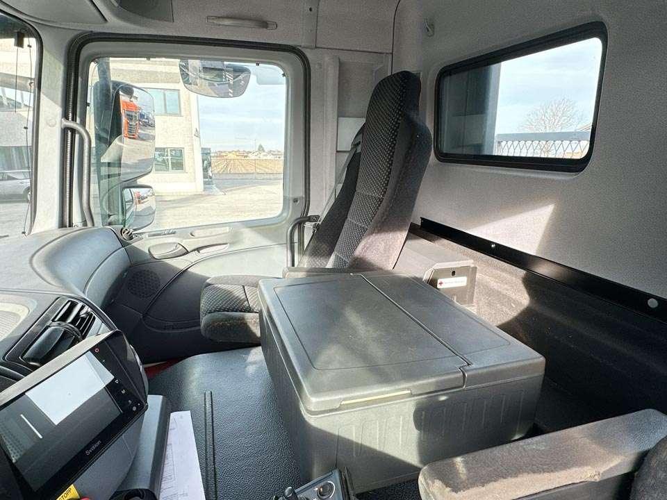 Mercedes-Benz ACTROS 1841 4X4 Photo 18