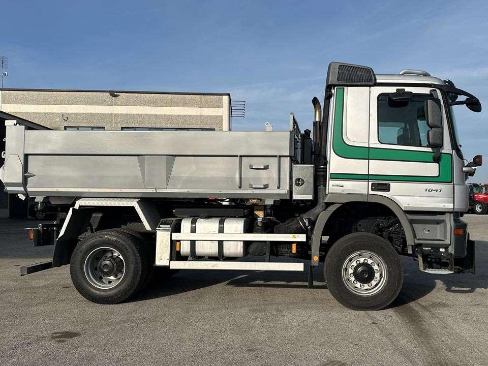 Mercedes-Benz ACTROS 1841 4X4 Photo 23