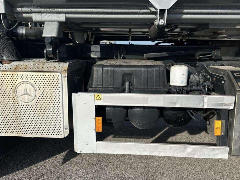 Mercedes-Benz ACTROS 1841 4X4 Photo 6