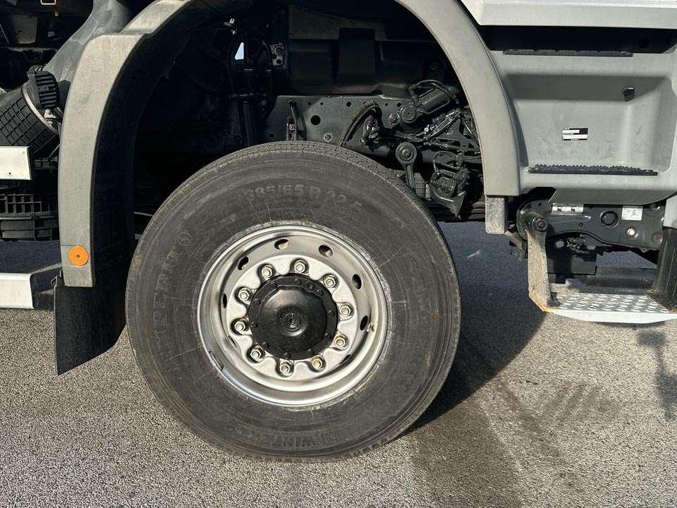 Mercedes-Benz ACTROS 1841 4X4 Photo 9