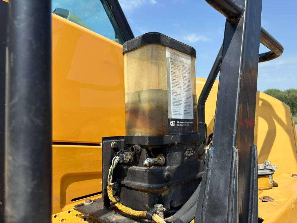 Caterpillar 730C2 Photo 18