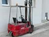 Linde Three wheel electric forklift Photo 2 thumbnail