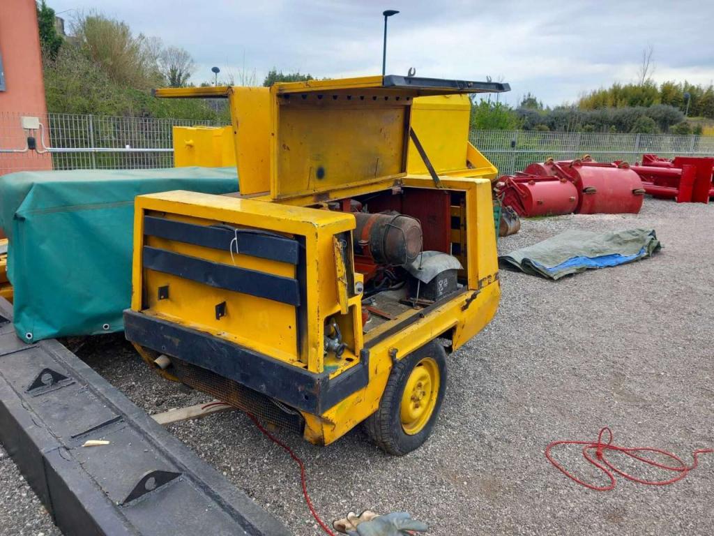 Atlas Copco XAS40 Photo 2
