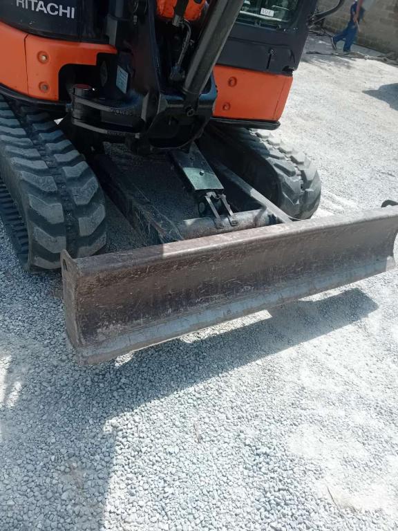 Hitachi zx29u Photo 2