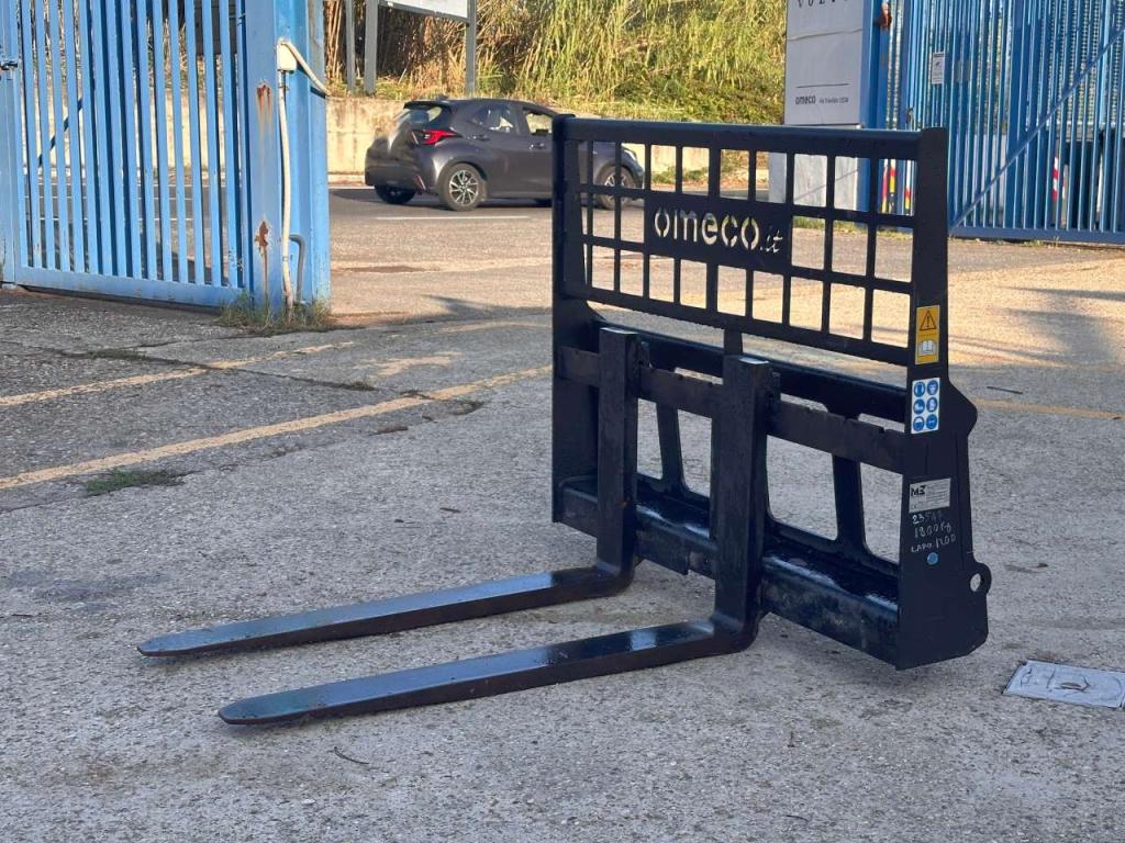 M3 MetalMeccanica Moderna Forche Photo 2
