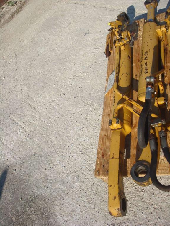 Bucket rotation piston for Fiat Allis FL5B Photo 6
