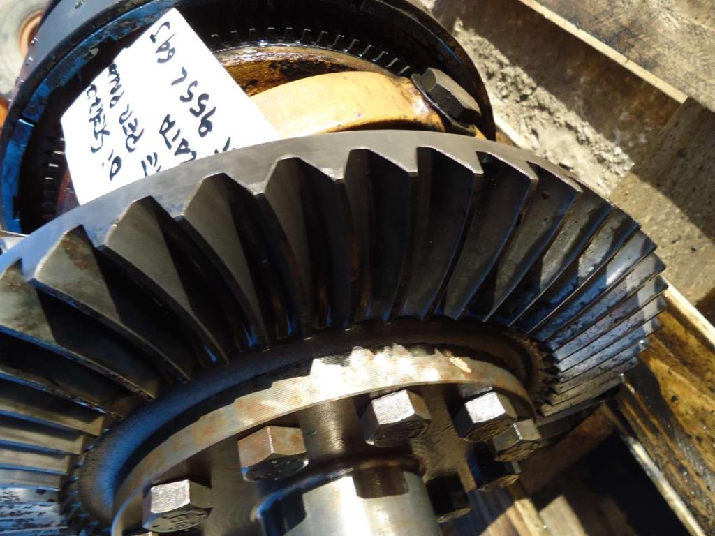 Steering clutch for Caterpillar 955L Photo 4