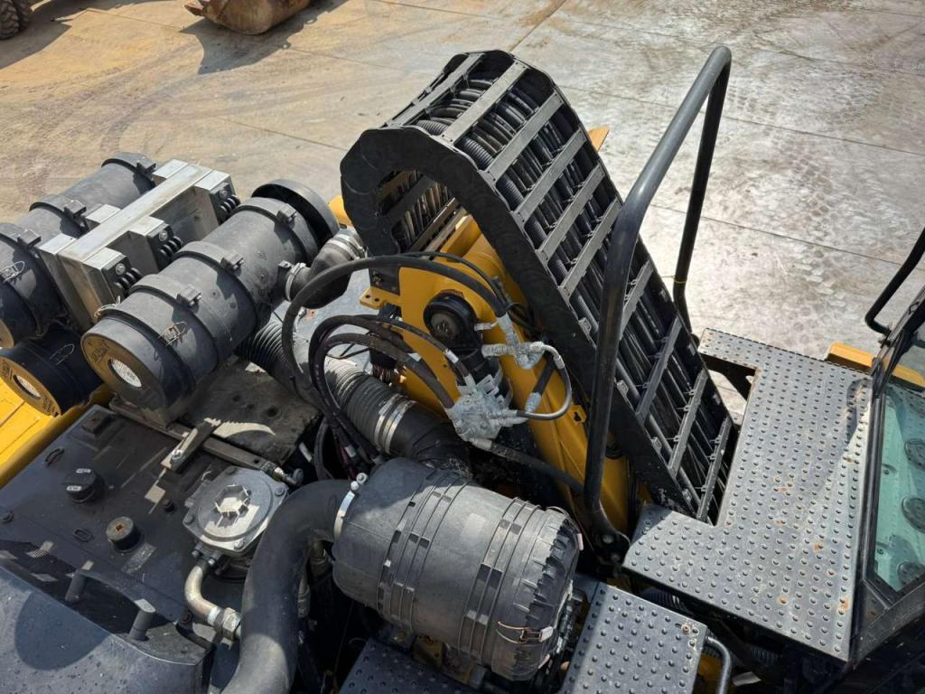 Caterpillar MH3024 Photo 27