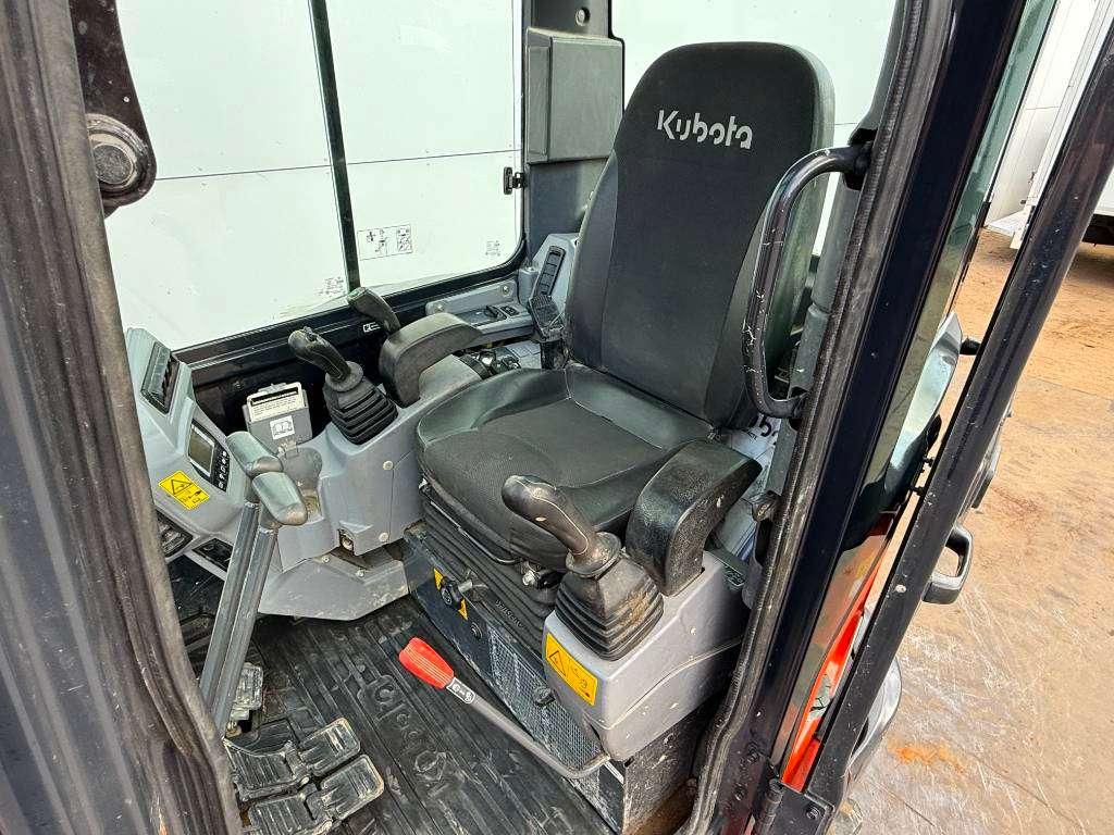 Kubota KX037-4 - Hammer Lines / Quick Coupler Photo 8