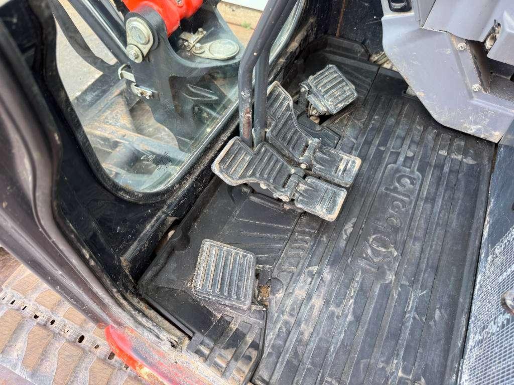 Kubota KX037-4 - Hammer Lines / Quick Coupler Photo 9