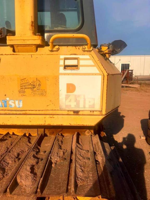 Komatsu D41P-6 Photo 4