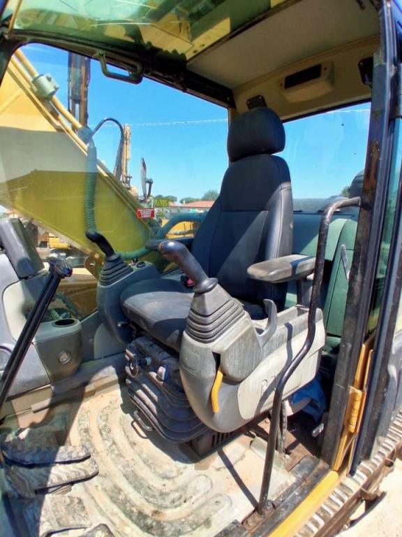 Caterpillar 323D Photo 7