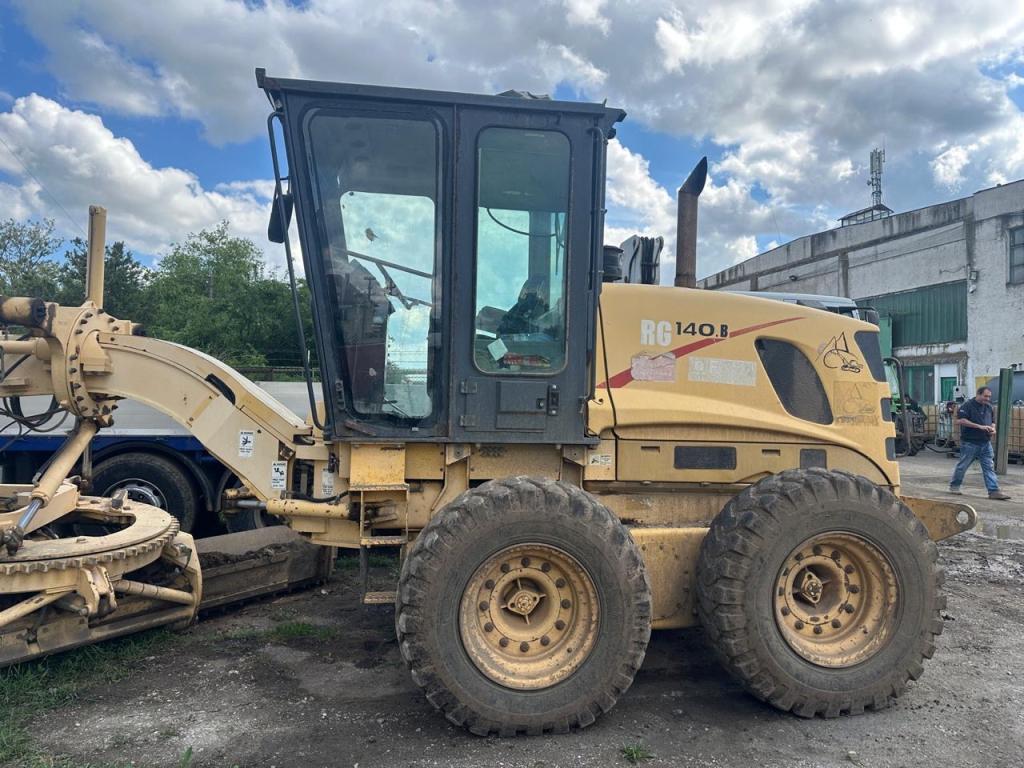 New Holland RG 140 Photo 10