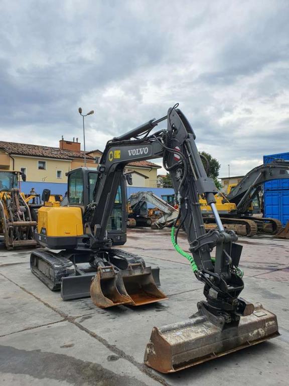 Volvo EC60E Photo 4