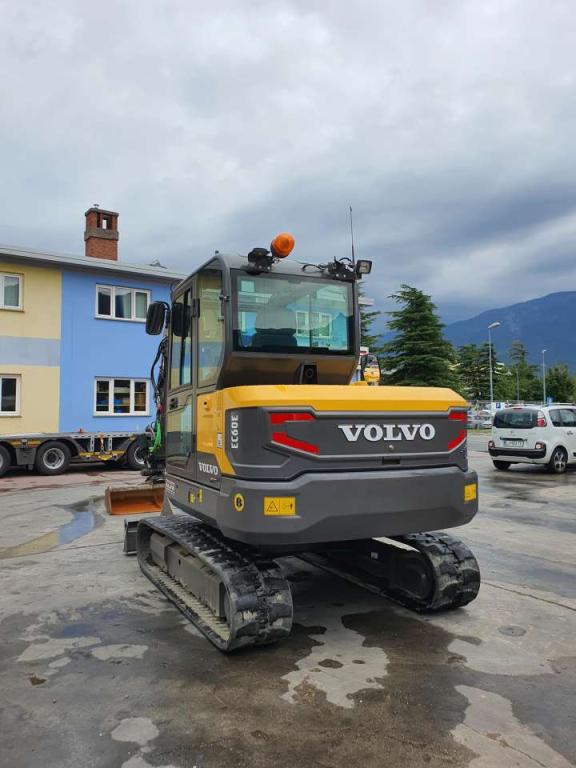 Volvo EC60E Photo 6