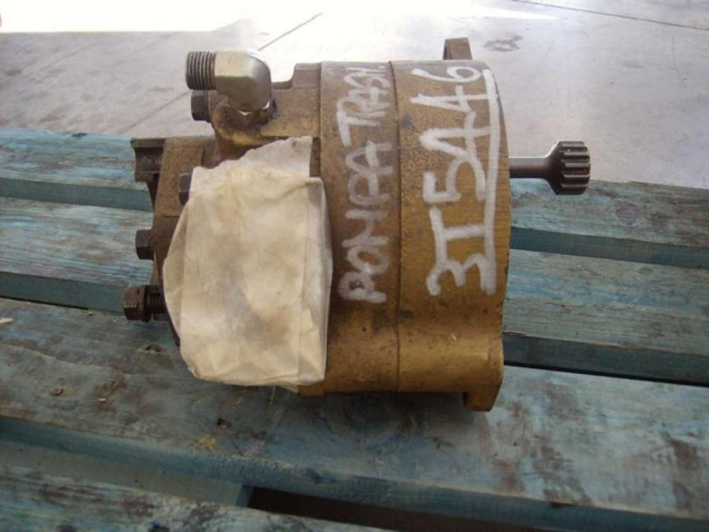 Hydraulic pump for Caterpillar 988F II Photo 4