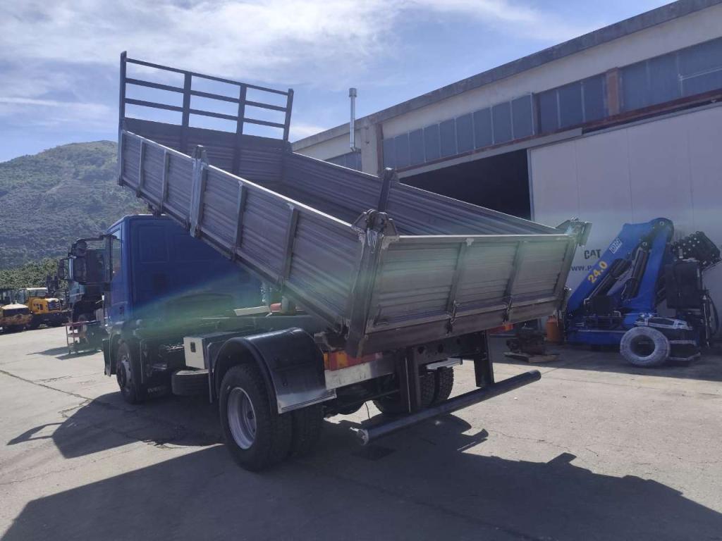Iveco EUROCARGO 140E25 Photo 20