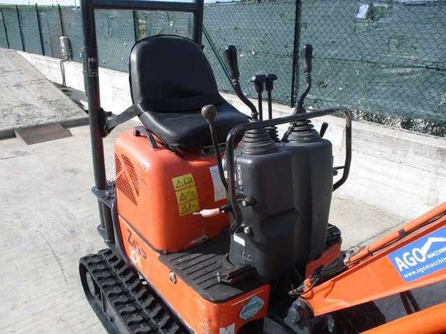Hitachi ZX10U-2 Photo 9