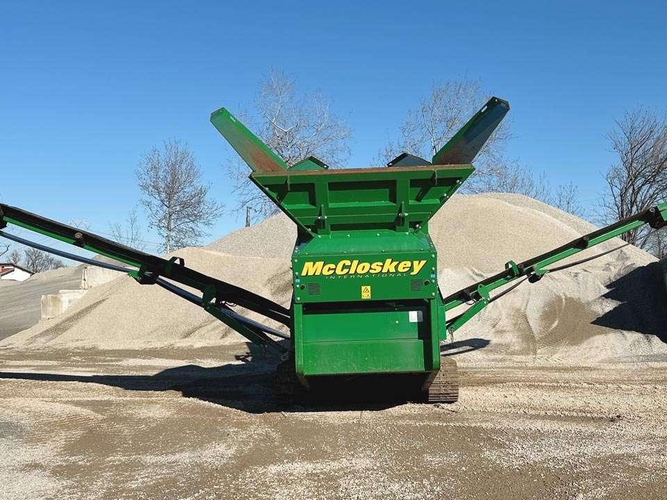 McCloskey R70 Photo 19