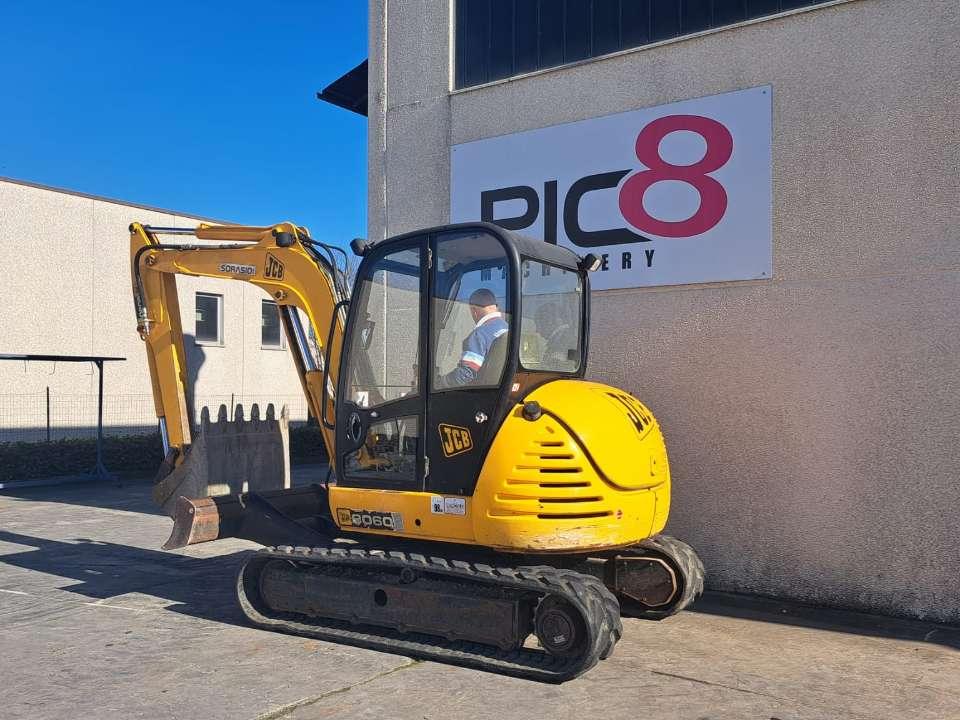 JCB 8060 Photo 3