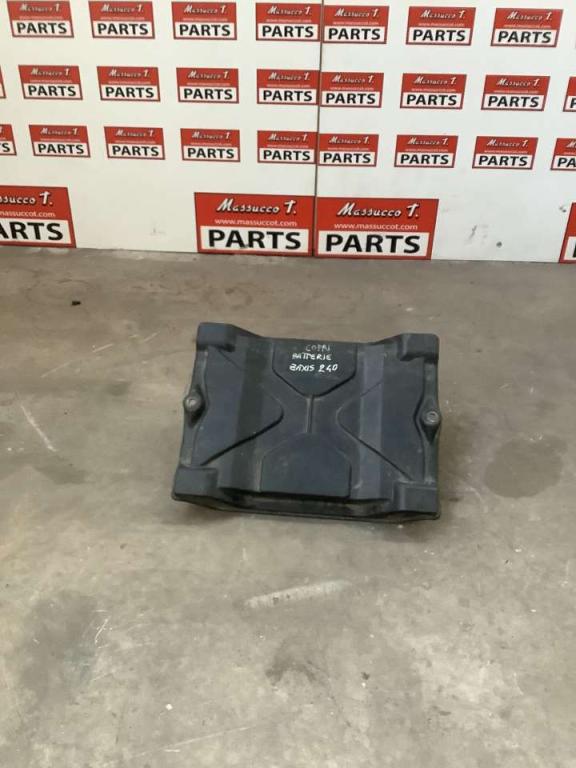 Coperchio batteria for Hitachi ZAXIS 240 Photo 2