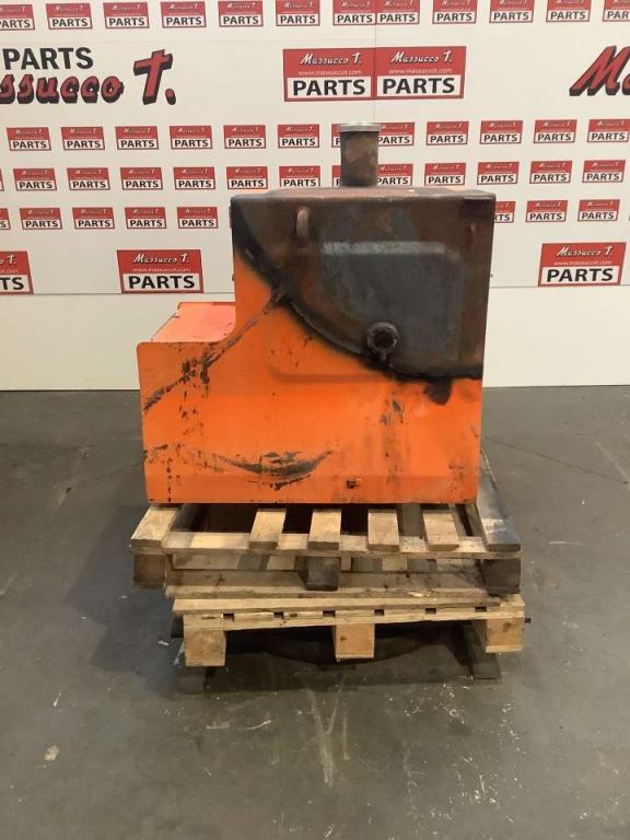Diesel tank for Fiat Hitachi EX 235 Photo 3