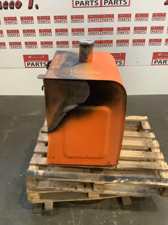 Diesel tank for Fiat Hitachi EX 235 Photo 5