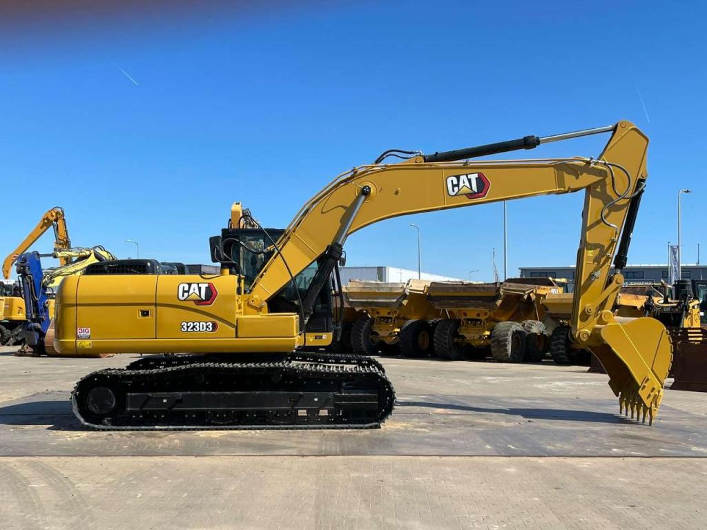 Caterpillar 323D3 Photo 6