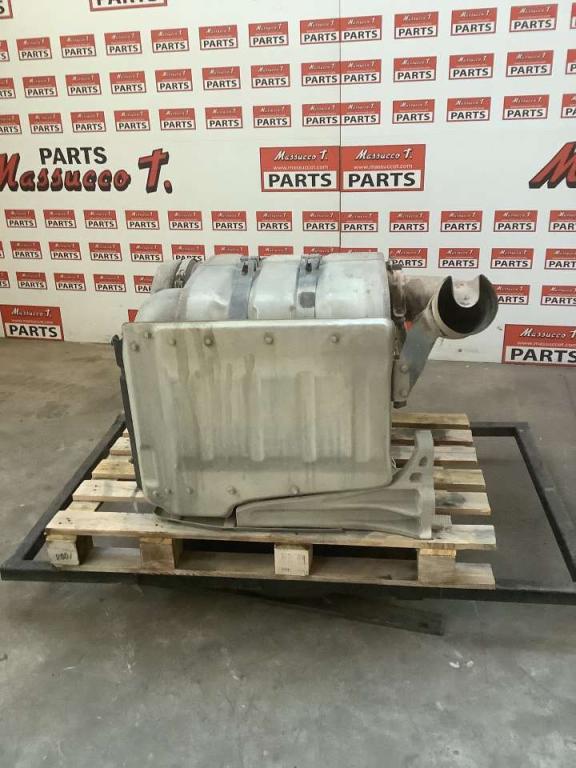 Muffler for Volvo FH16 550 6x4 Photo 1
