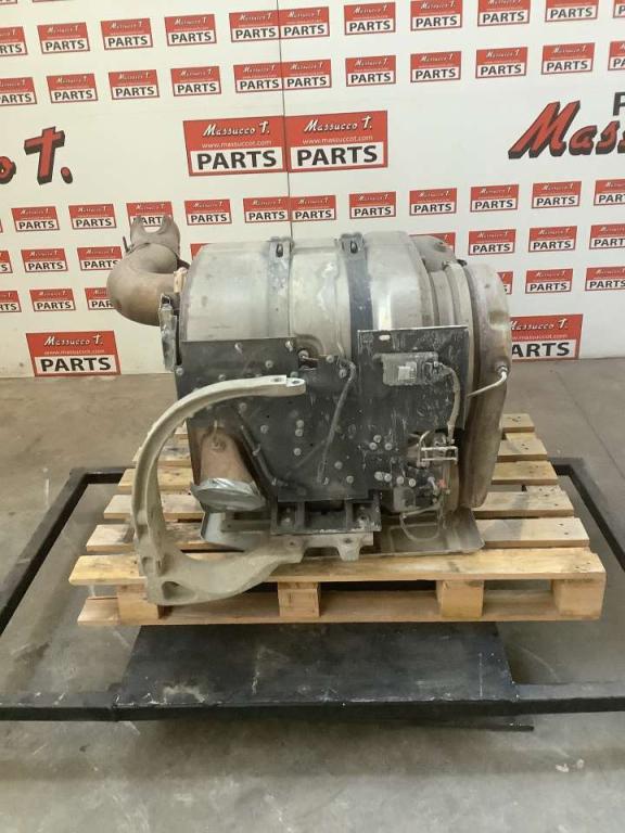 Muffler for Volvo FH16 550 6x4 Photo 3