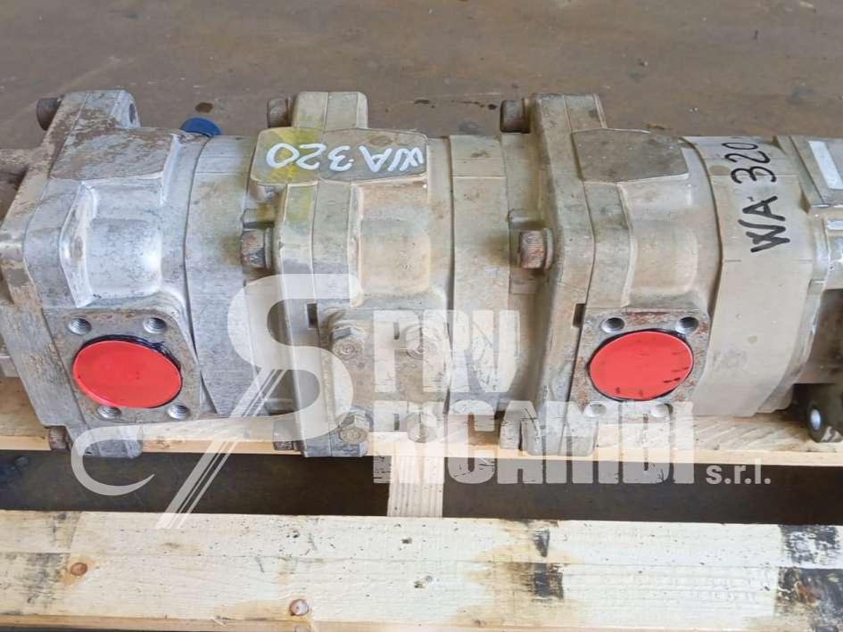 Hydraulic pump for Komatsu WA 320 Photo 4