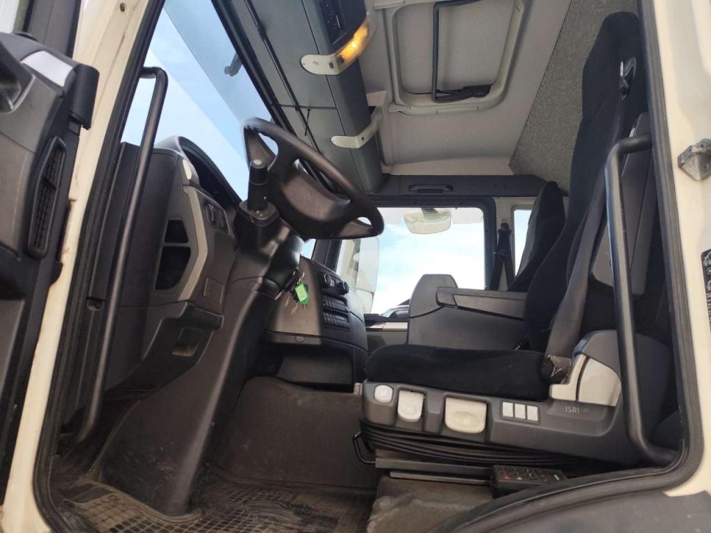Iveco TGS 26.360 Photo 2