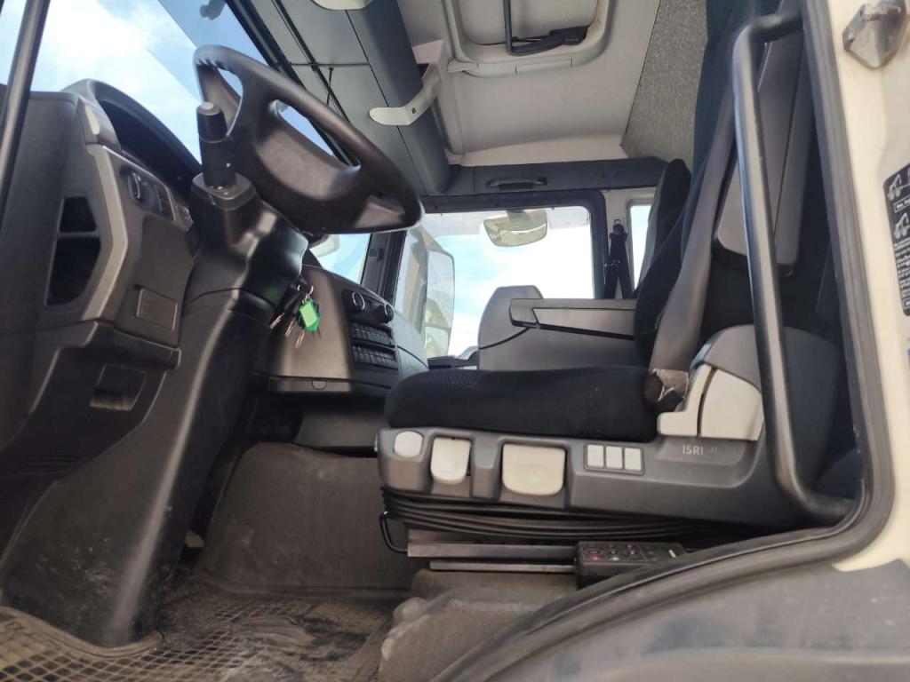 Iveco TGS 26.360 Photo 8